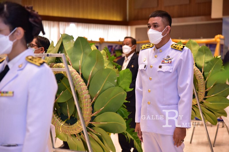 20211013 laying-a-wreath-023.JPG